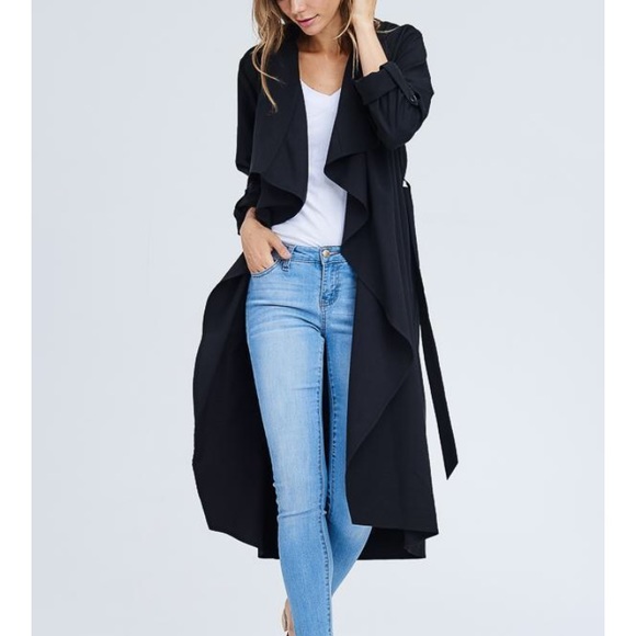 Jackets & Blazers - ✨ LAST ✨Black Lightweight Trench Jacket